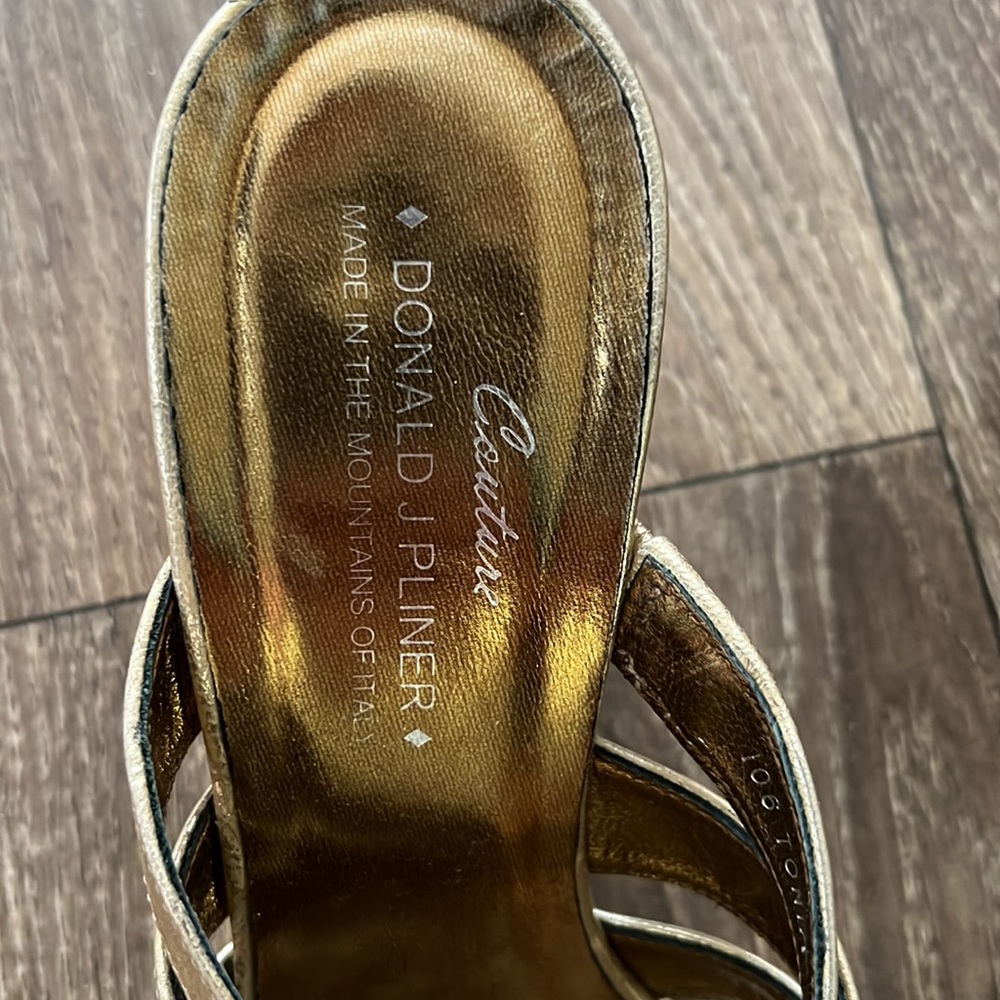 Gold Sandals - Picture 5 of 7